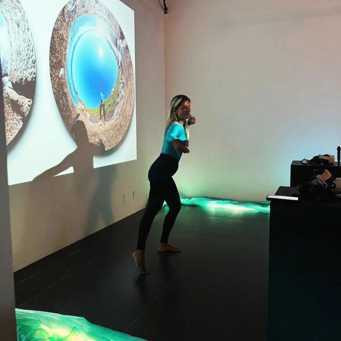 Carol Berger - Laboratório de Dança Imersiva